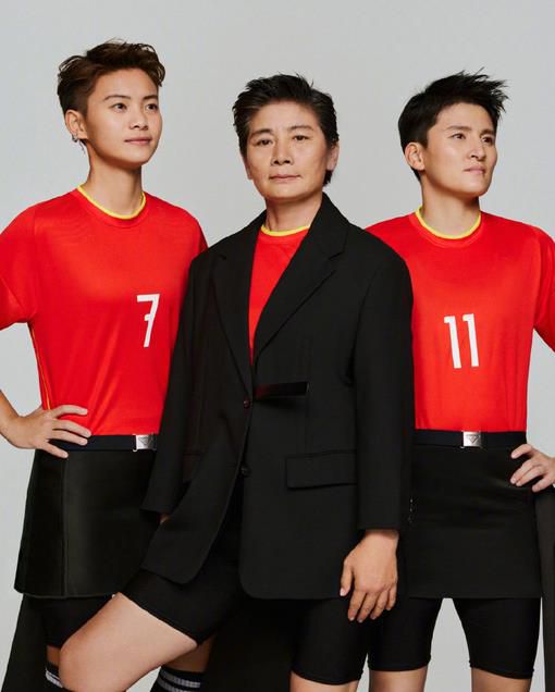 护士丝袜调教男m足j